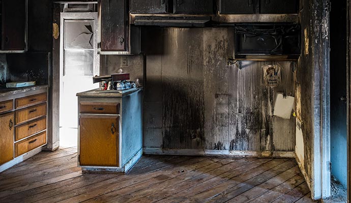 kitchen cabinet crockeries oven fire and smoke damage restoration